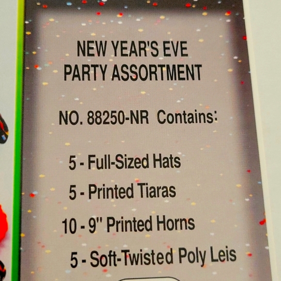 🥳NEW YEARS EVE ASSORTMENT FOR 10 PEOPLE/ -w- 60 BEVERAGE NAPKINS - Picture 2 of 6